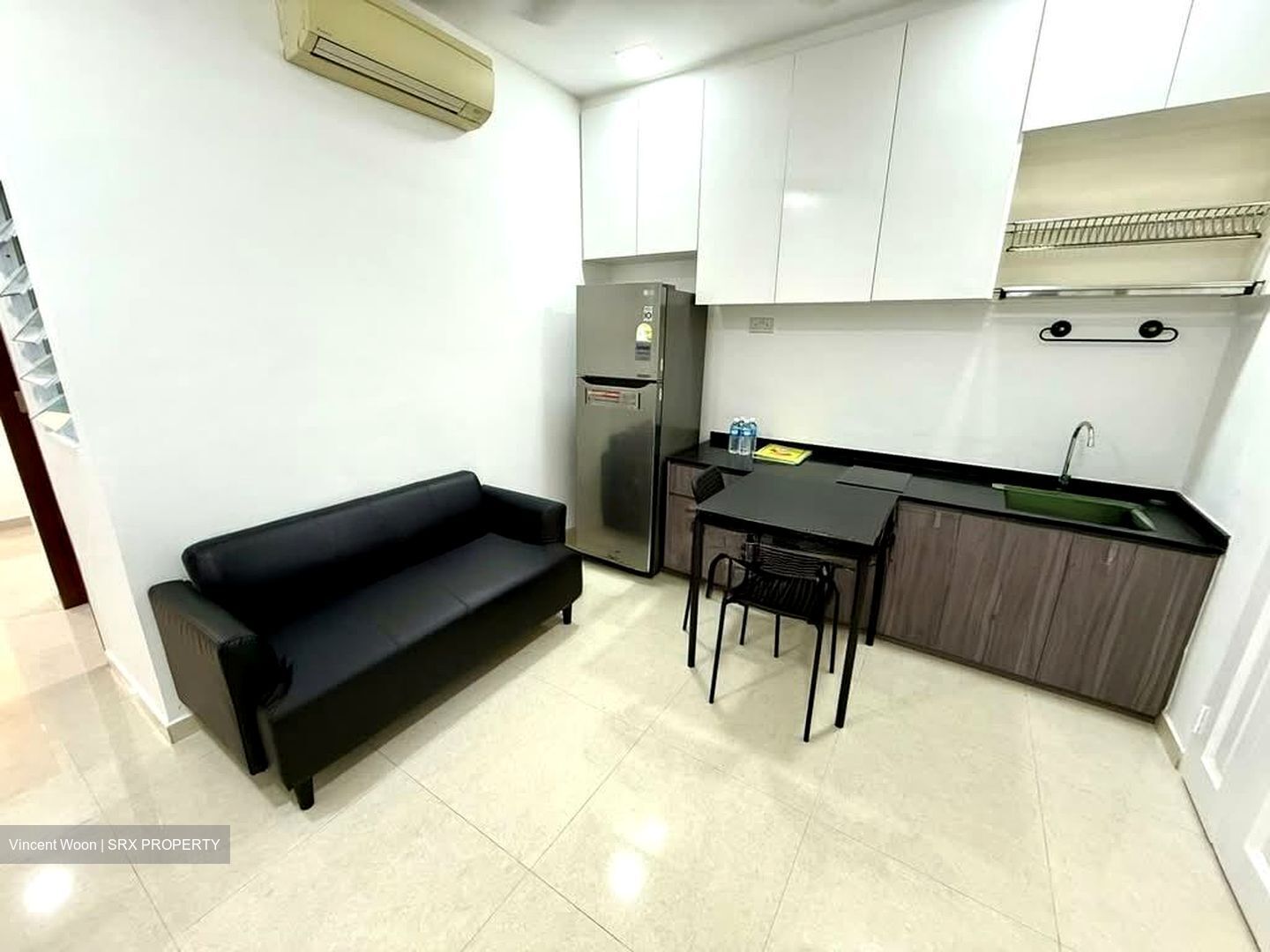 Cambridge Village (D8), Apartment #557249911